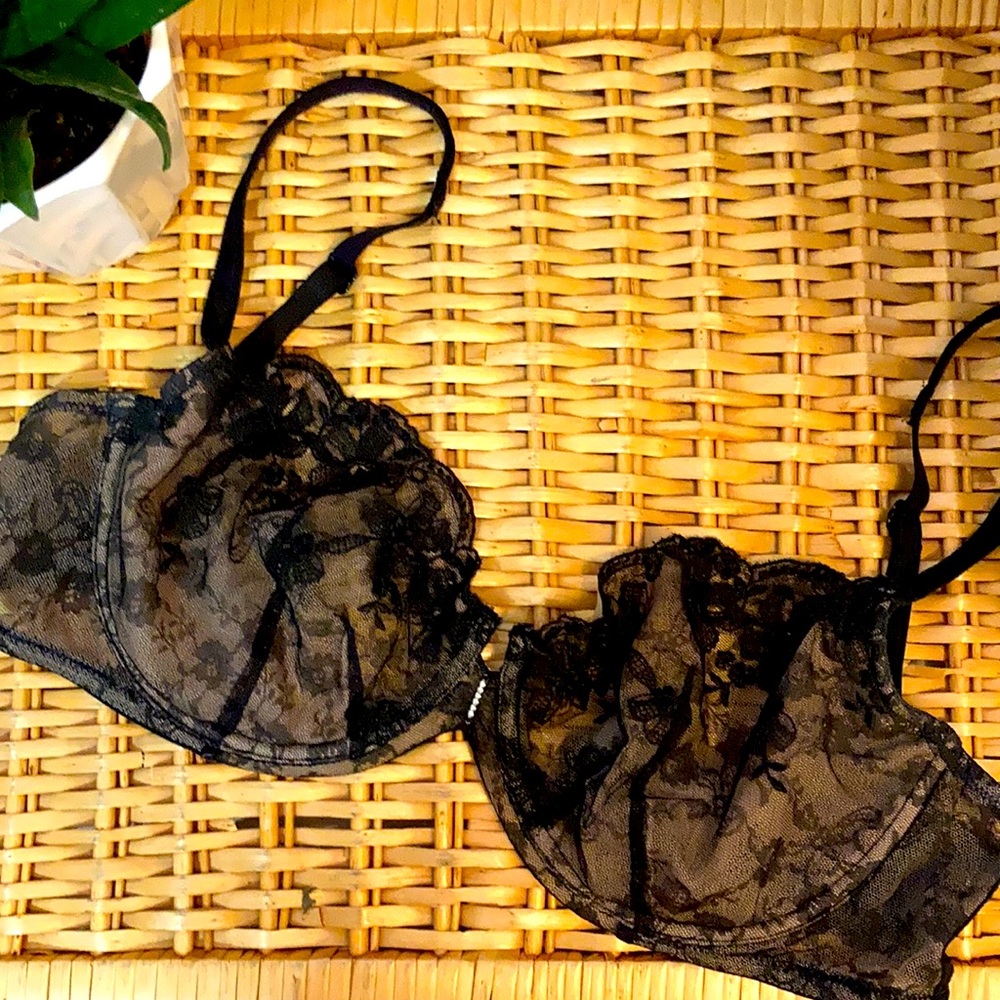 Stunning black nude lace bra 34dd